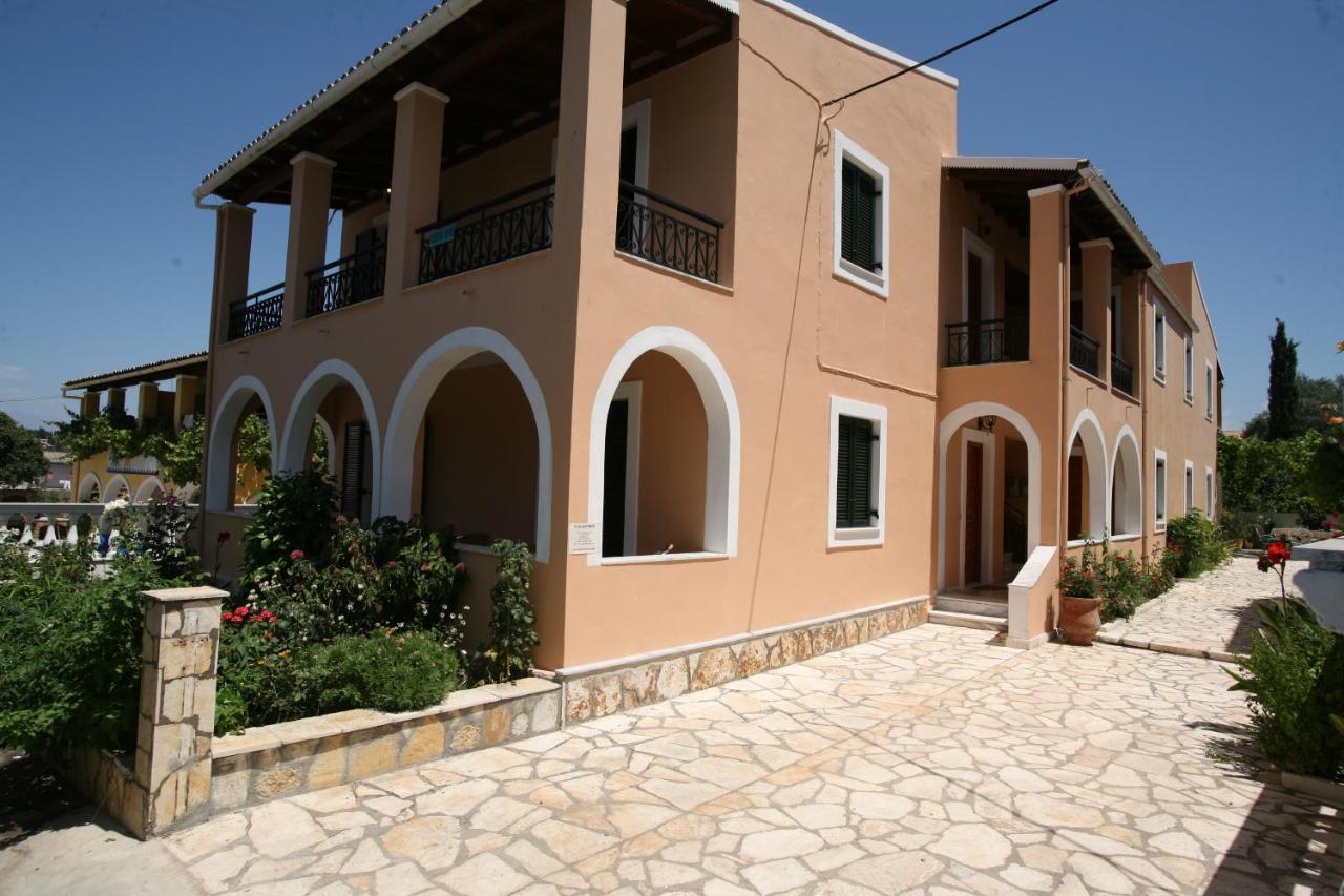 Fulvia Apartments Kassiopi Exterior foto